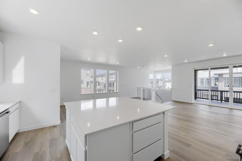 7717 Mobile Way, Centennial, CO 80016