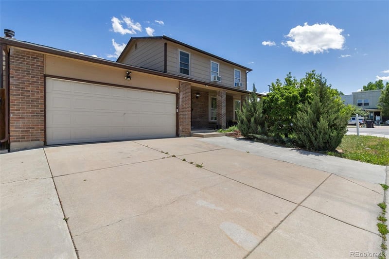 15133 Kelly Pl, Denver, CO 80239