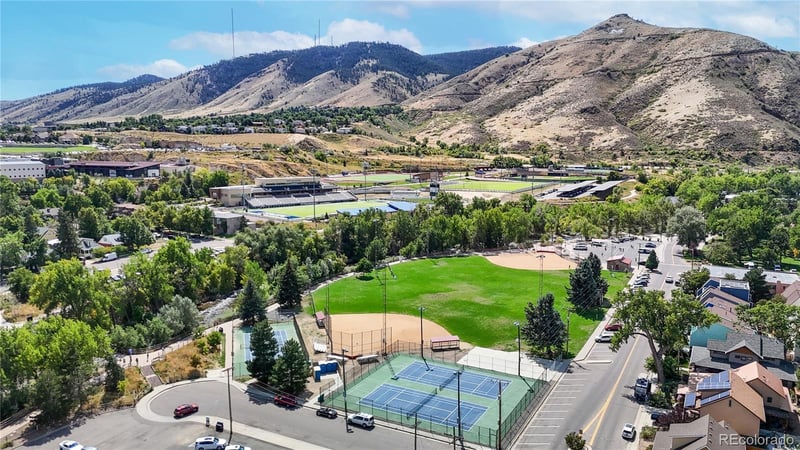 1003 19th St, Golden, CO 80401