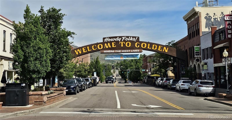 1003 19th St, Golden, CO 80401