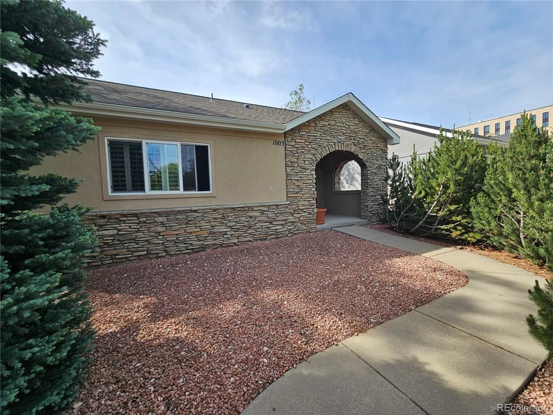 1003 19th St, Golden, CO 80401