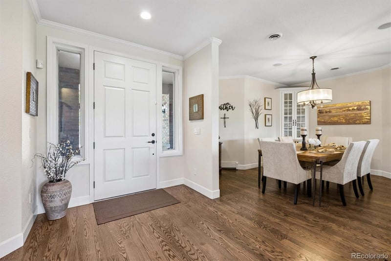 2431 S Xenon Way, Lakewood, CO 80228