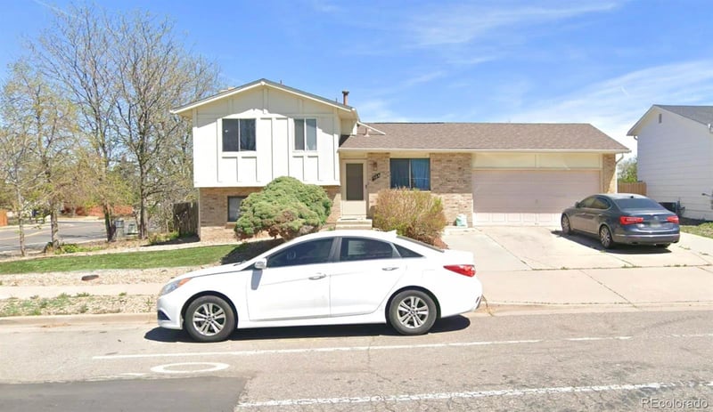 904 Uravan St, Aurora, CO 80017