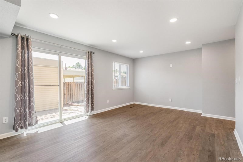 1286 Troy St, Aurora, CO 80012