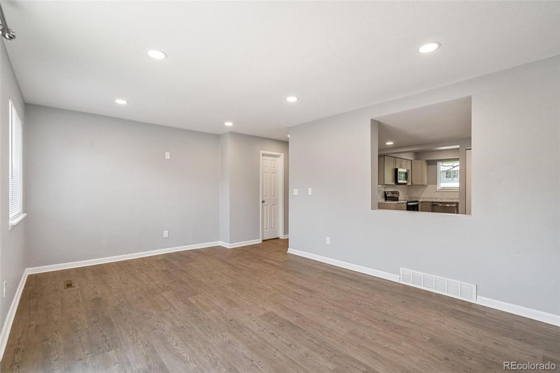 1286 Troy St, Aurora, CO 80012