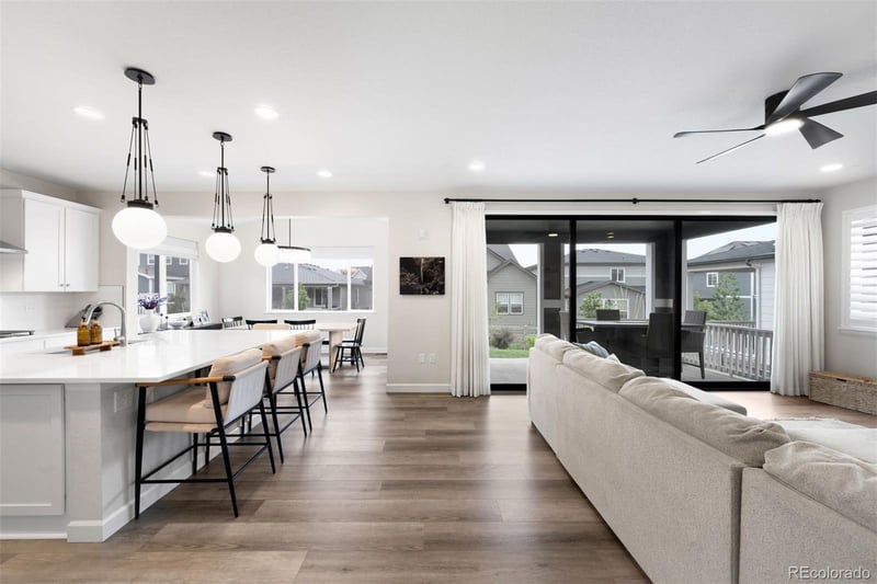 8927 Swan River St, Littleton, CO 80125