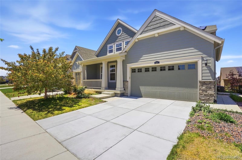901 Sandstone Cir, Erie, CO 80516