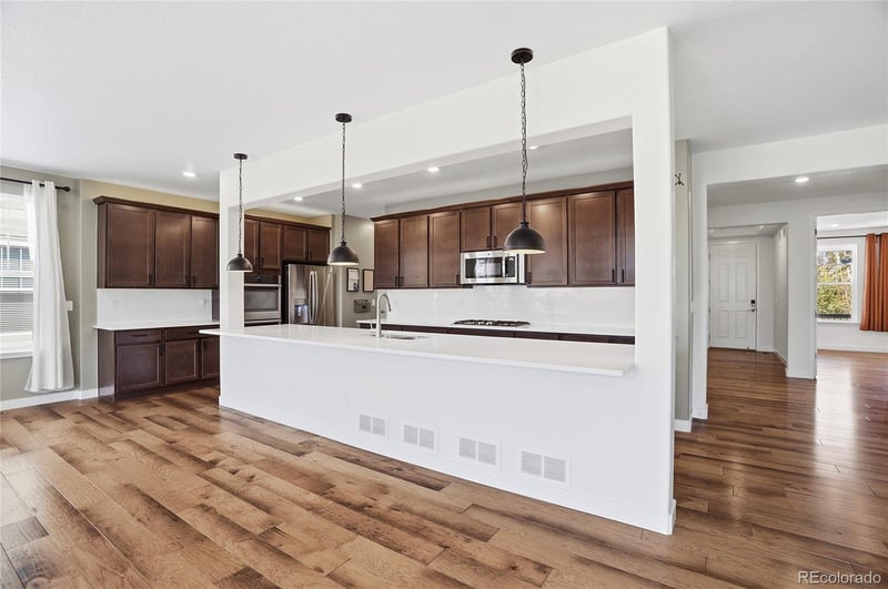 901 Sandstone Cir, Erie, CO 80516