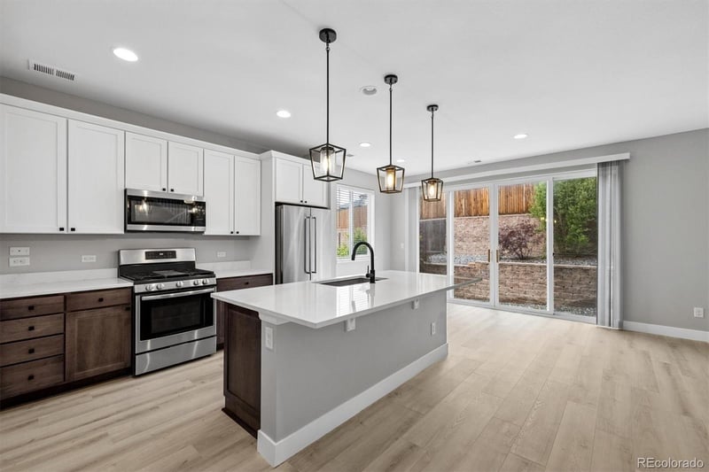 693 Blue Teal Dr, Castle Rock, CO 80104