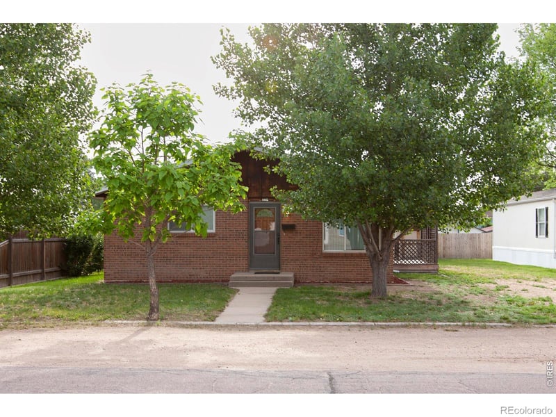 112 5th Ave, Sterling, CO 80751