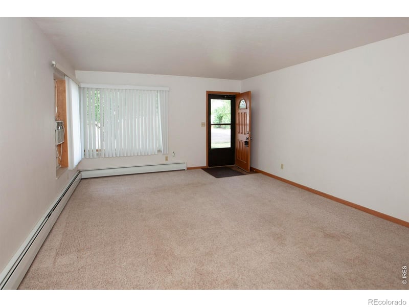 112 5th Ave, Sterling, CO 80751