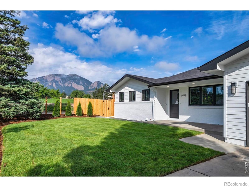 1495 Chambers Dr, Boulder, CO 80305