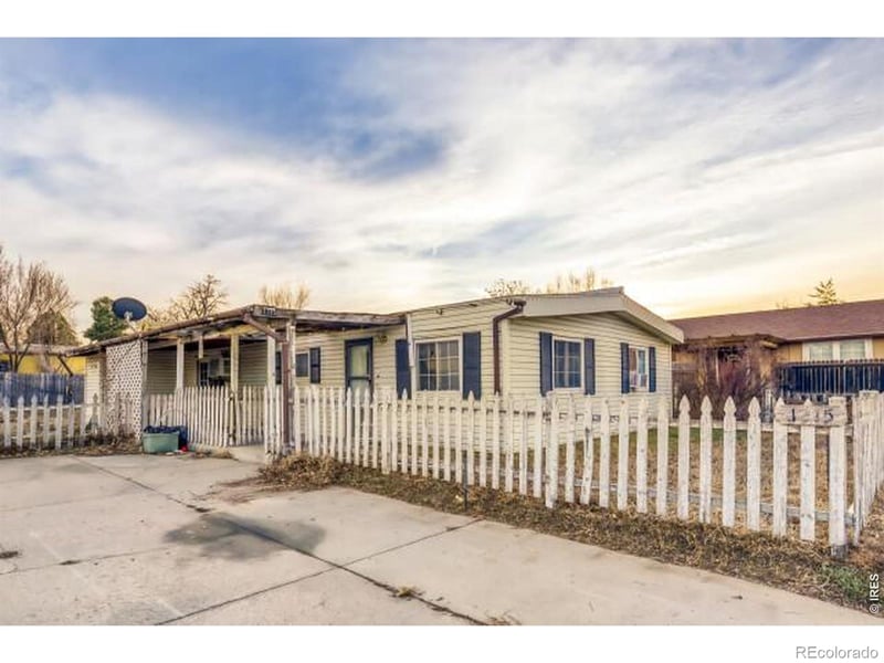 1215 Macintyre Ct, Dacono, CO 80514