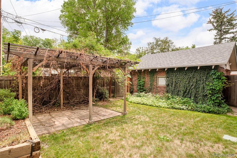 674 Steele St, Denver, CO 80206