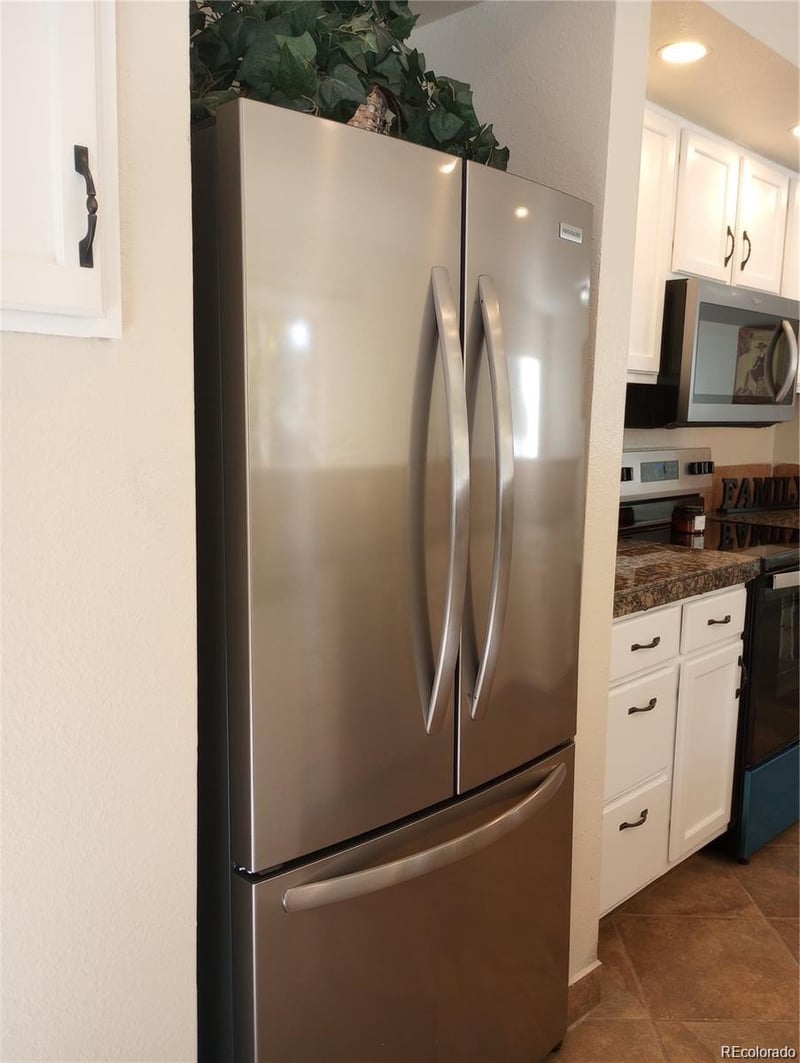 111 Crystal Park Rd #1, Manitou Springs, CO 80829