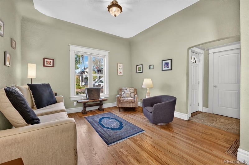 3038 California St, Denver, CO 80205