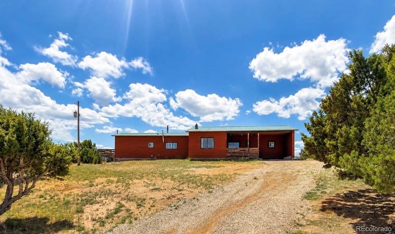 2041 Comanche Dr, Walsenburg, CO 81089
