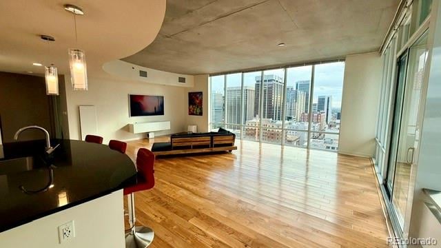 891 14th St #2109, Denver, CO 80202