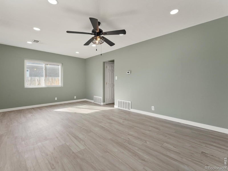 675 Knox Ct, Denver, CO 80204