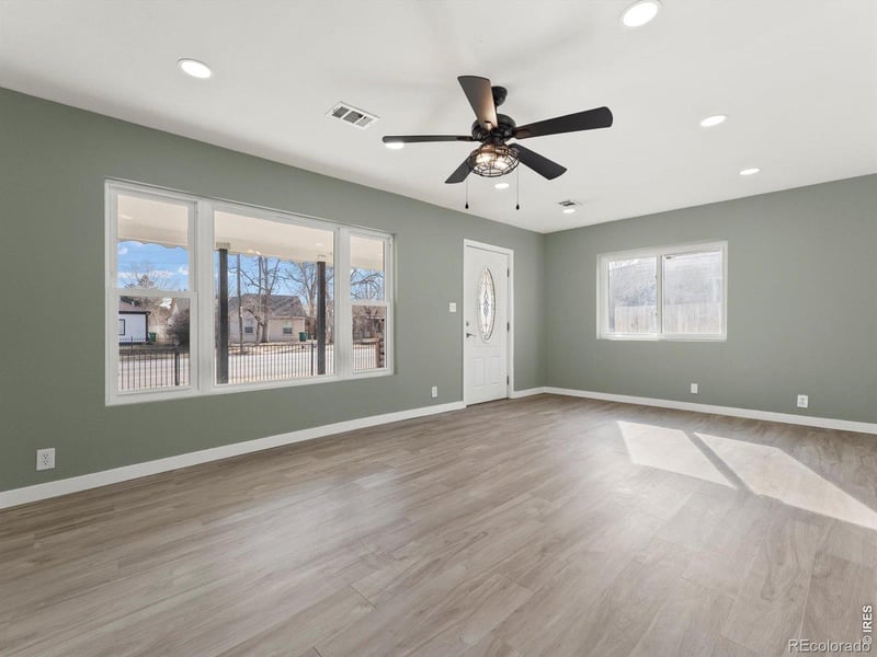 675 Knox Ct, Denver, CO 80204