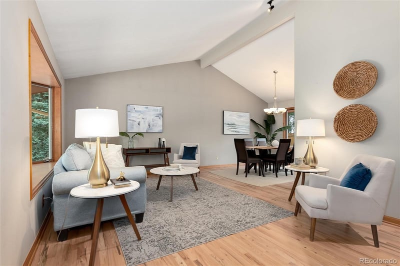 7910 W Harvard Pl, Lakewood, CO 80227