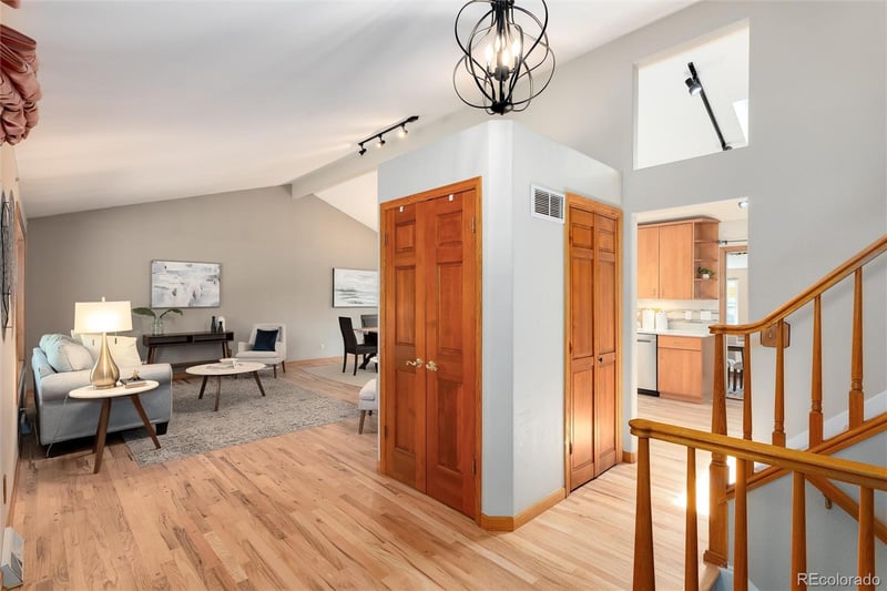 7910 W Harvard Pl, Lakewood, CO 80227