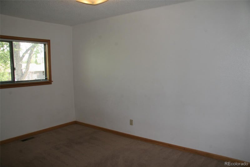 11095 Kentucky Ave, Aurora, CO 80012