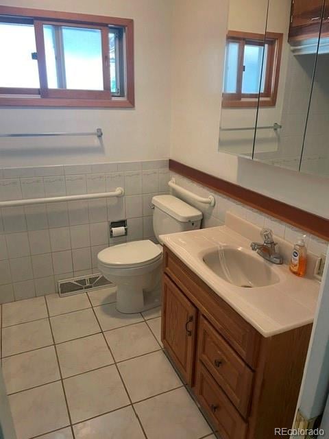5448 Julian St, Littleton, CO 80123