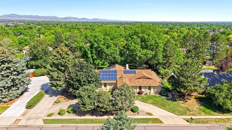2429 Chase Ln, Lakewood, CO 80227