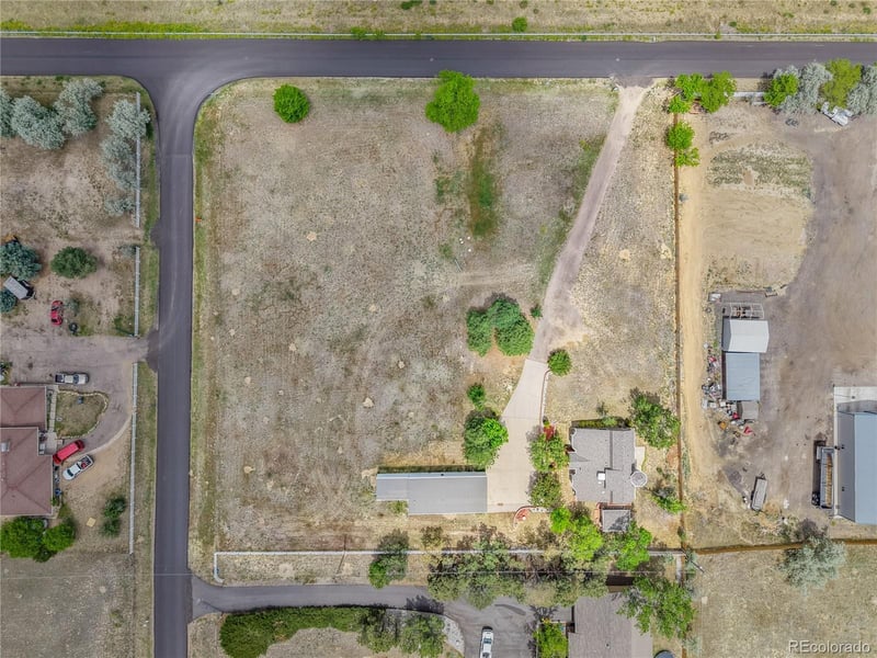 21400 11th Ave, Aurora, CO 80018