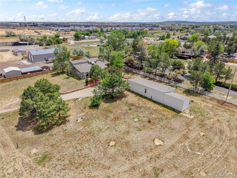 21400 11th Ave, Aurora, CO 80018