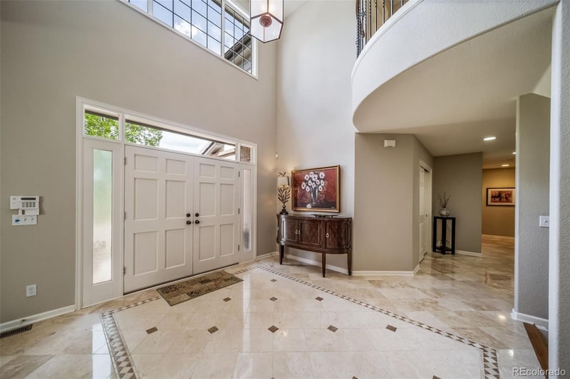 19676 Pinewood Dr, Aurora, CO 80016