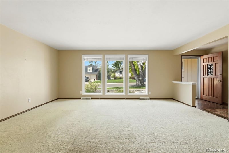 5477 Hinsdale Pl, Littleton, CO 80128