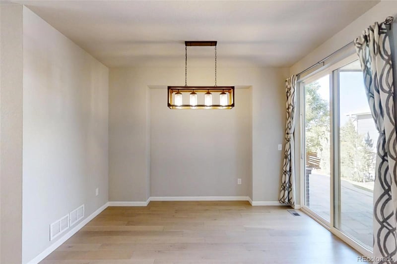521 E Hinsdale Ave, Littleton, CO 80122