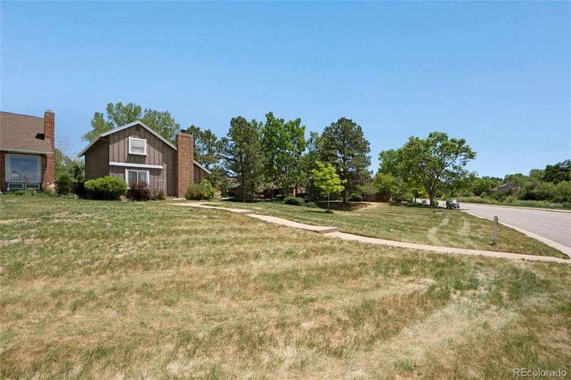 7609 Jamison Dr, Centennial, CO 80112