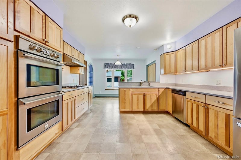 14860 W 53rd Ave, Golden, CO 80403