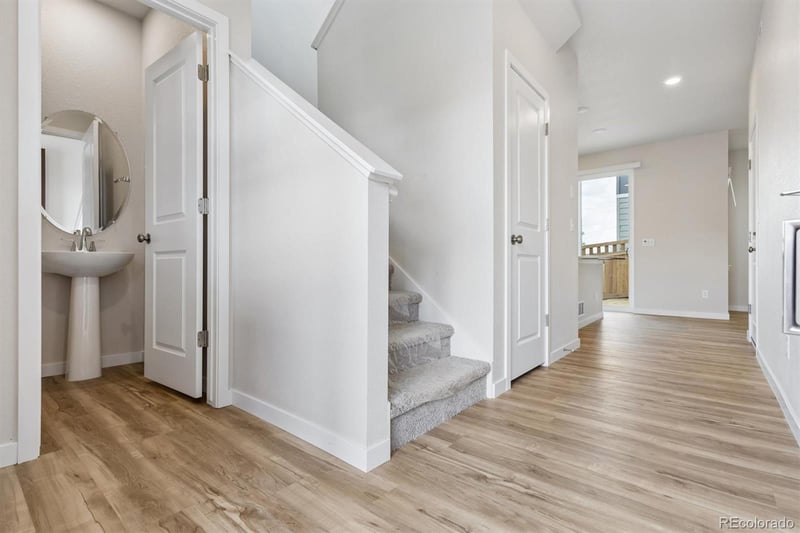22729 47th Dr, Aurora, CO 80019