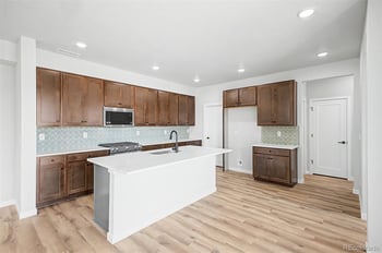 2783 E 103rd Ave, Thornton, CO 80229