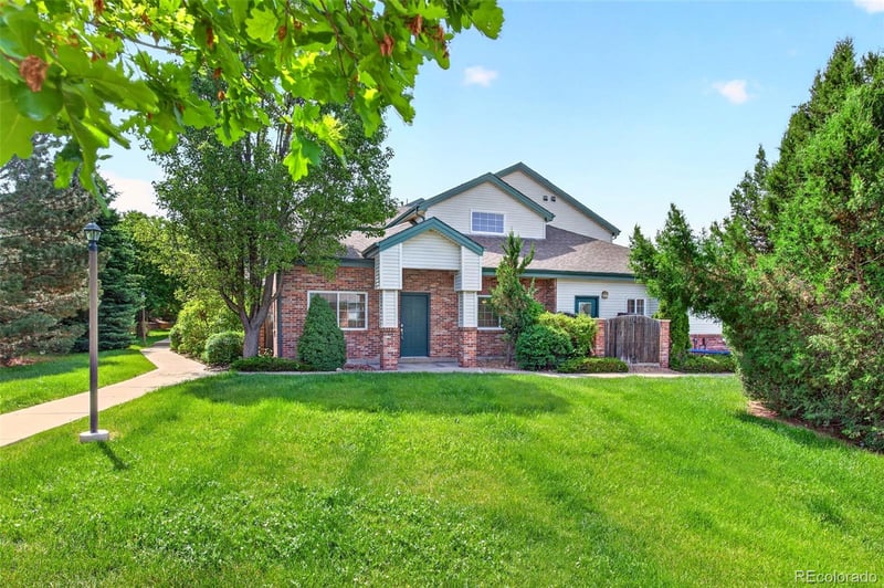 878 Kalispell Cir #101, Aurora, CO 80017