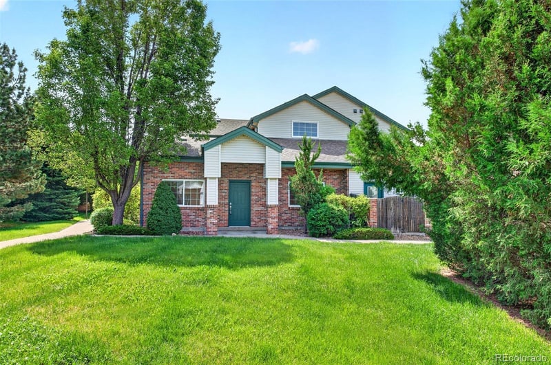 878 Kalispell Cir #101, Aurora, CO 80017