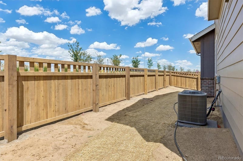 22739 47th Dr, Aurora, CO 80019
