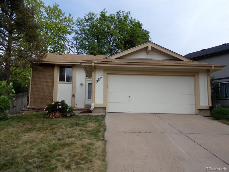 3817 Ceylon Way, Aurora, CO 80013