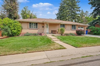 6644 S Penrose Ct, Centennial, CO 80121