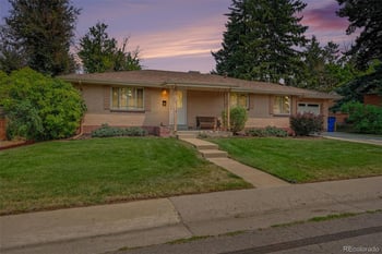 6644 S Penrose Ct, Centennial, CO 80121