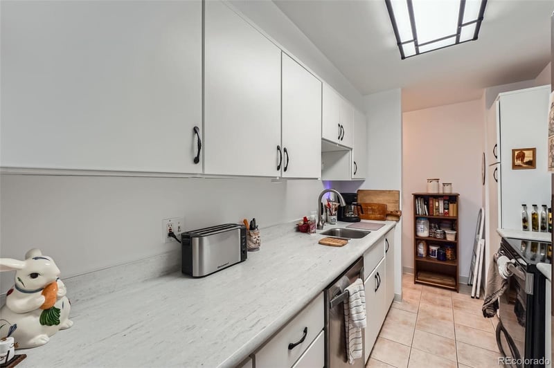 1313 Steele St #606, Denver, CO 80206