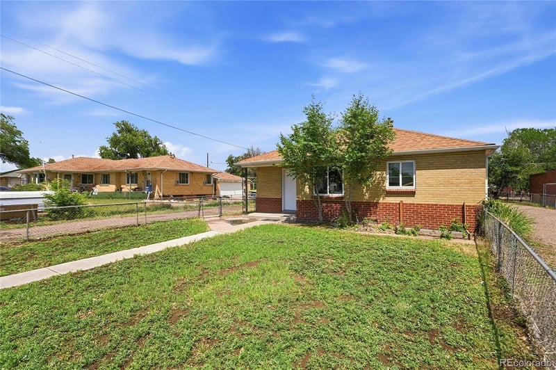 6096 Olive St, Commerce City, CO 80022
