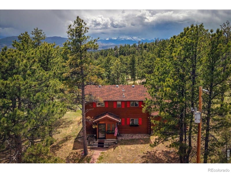 10 Manhead Mountain Dr, Livermore, CO 80536