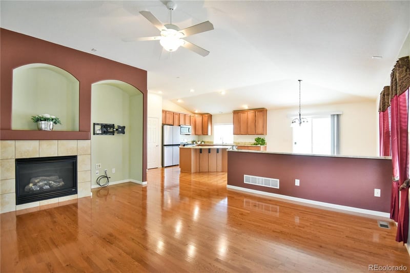 23627 Bellewood Dr, Aurora, CO 80016