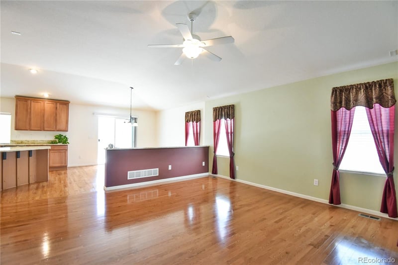 23627 Bellewood Dr, Aurora, CO 80016
