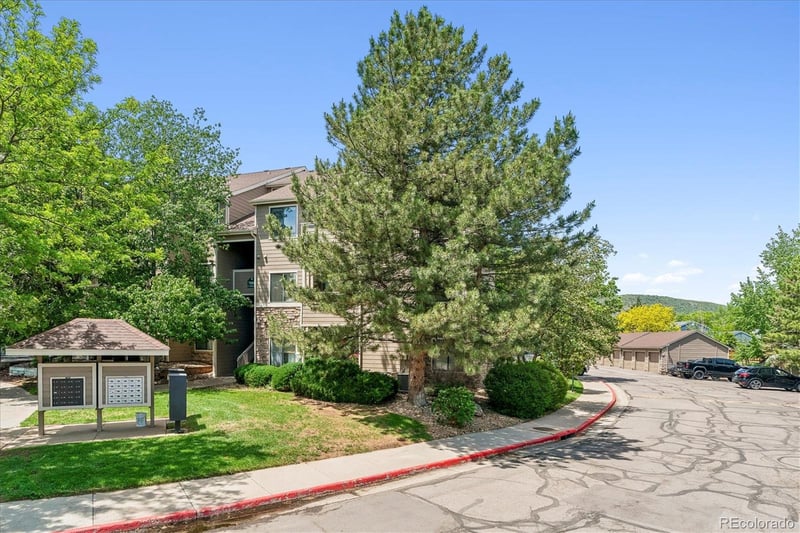 7388 S Alkire St #305, Littleton, CO 80127
